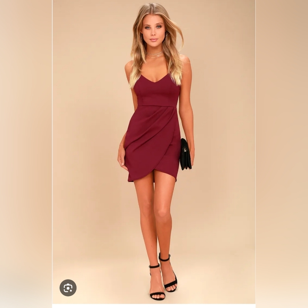 Windsor Sleeveless V-Neck Draped Mini Dress in Burgundy